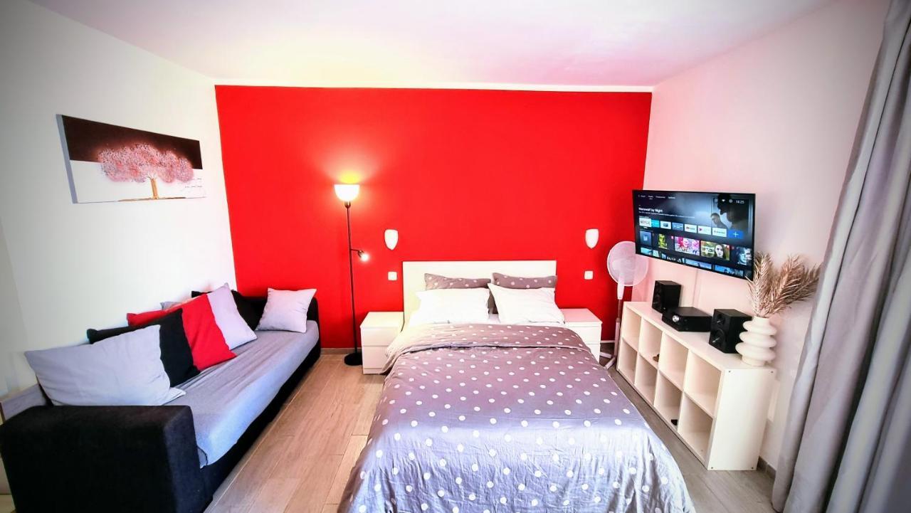 Stunning Studio With A Sea View And Pool, Paraiso Del Sur 1309 阿德耶 外观 照片