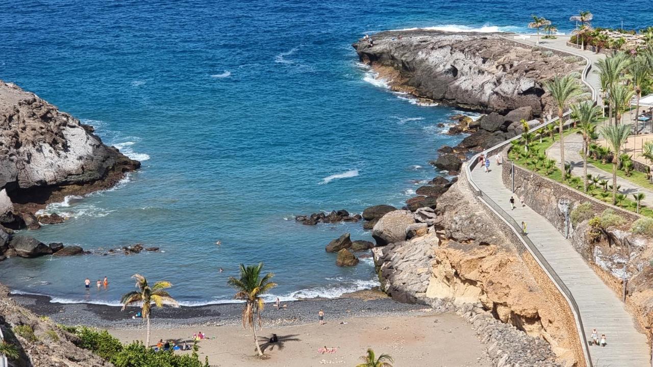 Stunning Studio With A Sea View And Pool, Paraiso Del Sur 1309 阿德耶 外观 照片